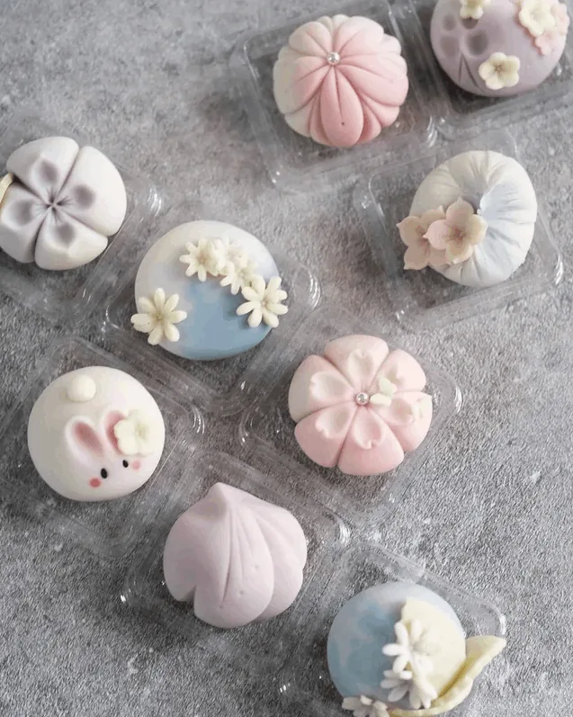 枯山水を写す菓子：州浜と祝いの風景の写真